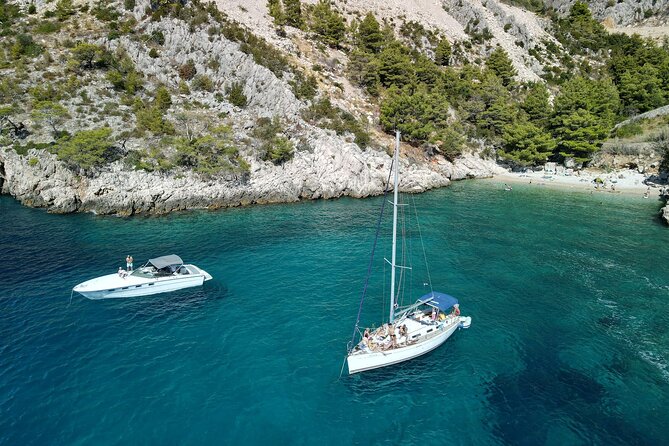 Private - Half Day Sailing from Hvar on a modern sail yacht (up to 8 travellers) - What to bring so the four hours feel easy