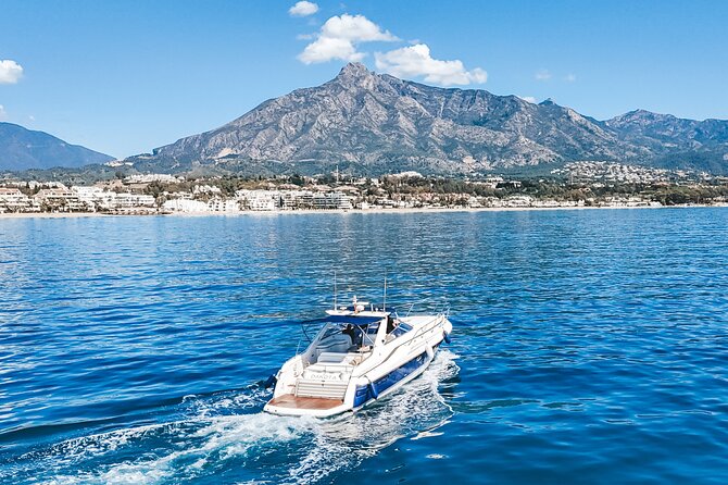 Private Luxury Yacht Charter from PUERTO BANÚS, Marbella - A Private Yacht Charter From Puerto Banús That Works for Party or Chill