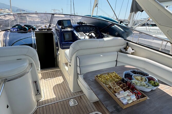 Private Luxury Yacht Charter from PUERTO BANÚS, Marbella - Meeting at TT Yachts Charter Puerto Banús: Location Matters