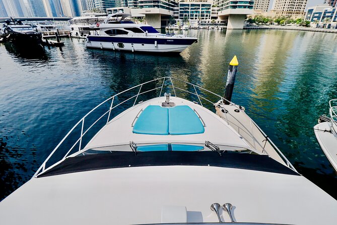 Private Luxury Yacht cruise around Atlantis and Dubai Marina - The pacing: 2 hours that feel like more (or like too little)