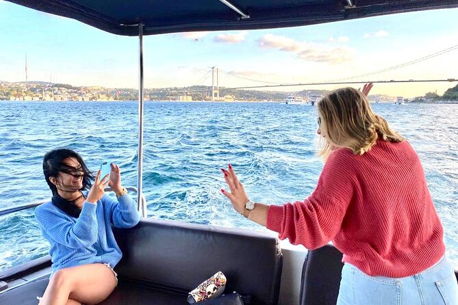 Private Luxury Yacht Cruise in Istanbul Bosphorus - Ortaköy and the Bosphorus villages: the human scale of the coast