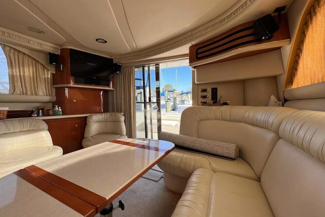 Private Luxury Yacht Cruise Tour in Miami Beach and Biscayne Bay - Onboard Comfort: Bluetooth Music, Air-Conditioning, and a Real Bathroom