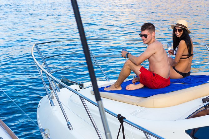 Private Motor Yacht Cruise with BBQ, Open Bar & Transfers - White Beach snorkeling: boat-only access and real water time
