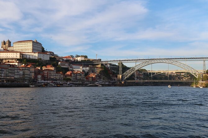 Private Porto Sailing Yacht Sunset Sightseeing Tour - The shipboard experience: what’s included (and why it matters)
