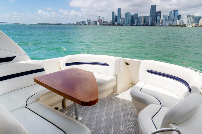 Private tour for 12 people on a 40 ft Yacht, Ft Lauderdale bay - Cruising the Intracoastal: what the views are really like