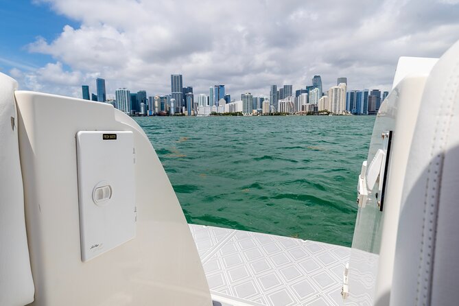 Private tour for 12 people on a 40 ft Yacht, Ft Lauderdale bay - Group size reality check: capacity, seating, and comfort