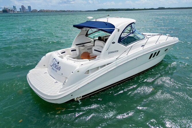 Private tour for 12 people on a 40 ft Yacht, Ft Lauderdale bay - Who this charter suits best (and who might want something else)