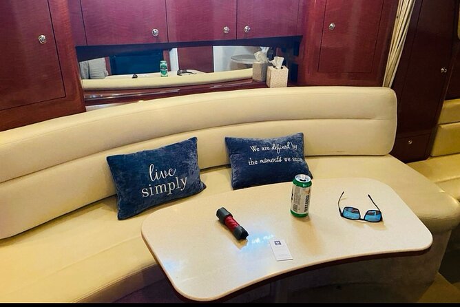Private VIP Yacht in Punta Cana - Stop 4: Cabeza De Toro Natural Pool, Dancing, and the Floating Party Platform