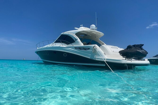 Private Yacht 48 ft Sting Ray City, Snorkel & Starfish Beach - Key points before you book