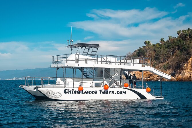 Private Yacht Charter Chica Fun 6 waterslides in Puerto Vallarta - Quick reasons to book Chica Fun