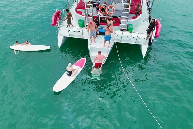 Private Yacht Charter ChicaFUN 3 Waterslides All Inclusive - Who should book this private yacht charter?