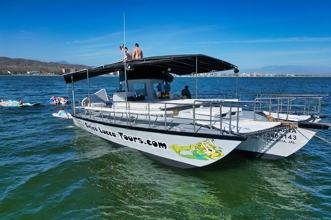 Private Yacht Charter ChicaFUN 4 All Inclusive - Los Arcos National Park: caves, arches, and a serious snorkel moment