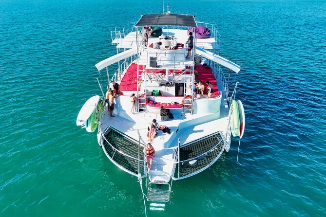 Private Yacht Charter on ChicaFun 1 Waterslides all inclusive - Key Things That Make ChicaFun 1 Worth It