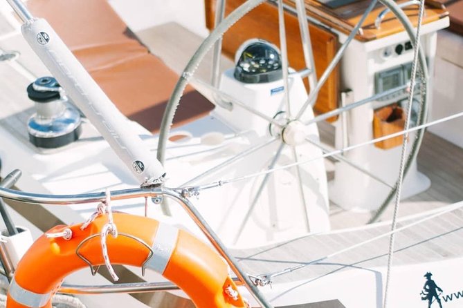 PRIVATE YACHT CHARTER VOYAGE, Food & Drinks included! - Lunch, Tapas, and Drinks Included: What You’re Actually Getting