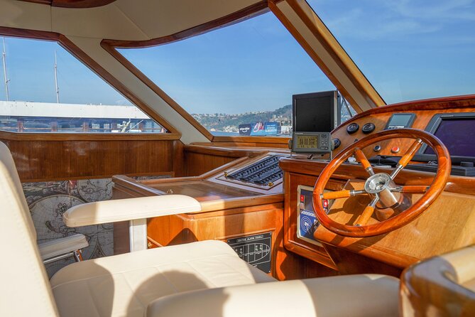 Private Yacht Cruise on Bosphorus - Ortaköy and Bebek: neighborhoods with a different rhythm from the boat