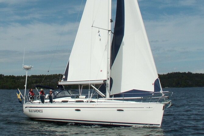 Private Yacht Cruise with Lunch or Dinner in Stockholm Archipelago - Onboard Food and Drinks: Lunch or Dinner While You Sightsee
