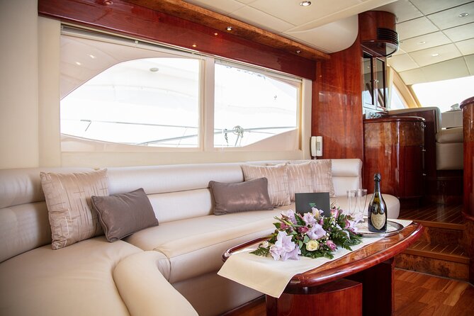 Private Yacht Dubai: Rent 61 ft Luxury Yacht up to 30 people - On the Water in Dubai: Timing, Weather, and What to Pack