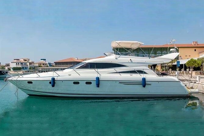 Private Yacht for Surprise Events / Birthday, Proposal, Anniversary, Party etc - Celebration extras: cake, decorations, photos, and music add real impact