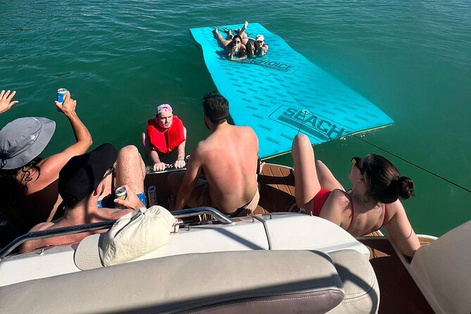 Private Yacht Rental in Miami Up to 12 People - Booking tips for groups: how to make it smooth with 8–12 people
