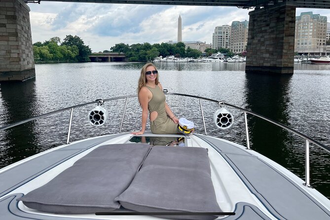 Private Yacht Tour along Washington DC Waterfront - Lincoln Memorial From the Waterline: The Angle You Can’t Get Anywhere Else