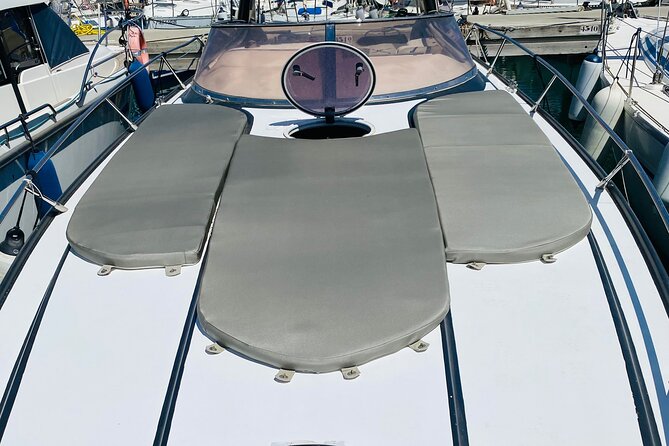 Private Yacht Tour with Drinks and Snorkeling in Gran Canaria - Price and value: what $722.87 per group really buys