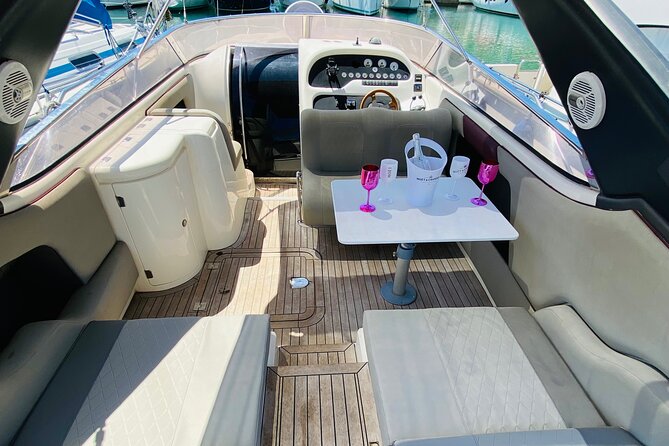 Private Yacht Tour with Drinks and Snorkeling in Gran Canaria - Who should book this private yacht tour