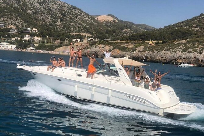 Private Yacht Tour with Drinks Lunch and Snorkel Gran Canaria - Drinks and Lunch: The Open Bar That Matters