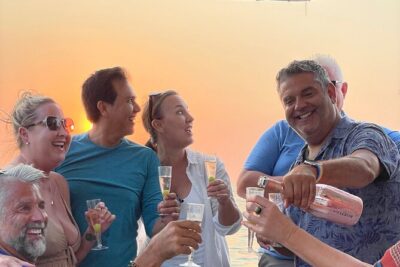 Puerto Vallarta: Private Luxury Yacht Sunset Cruise with Open Bar - The Open Bar and Hors d’oeuvres: Good for Sipping, Not Just Drinking