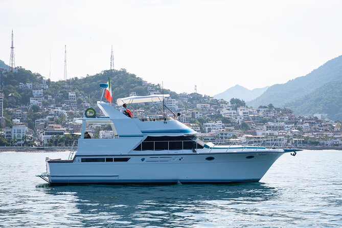 Puerto Vallarta Private Yacht Adventure 5 hours + 1 hour Free - Key highlights before you go