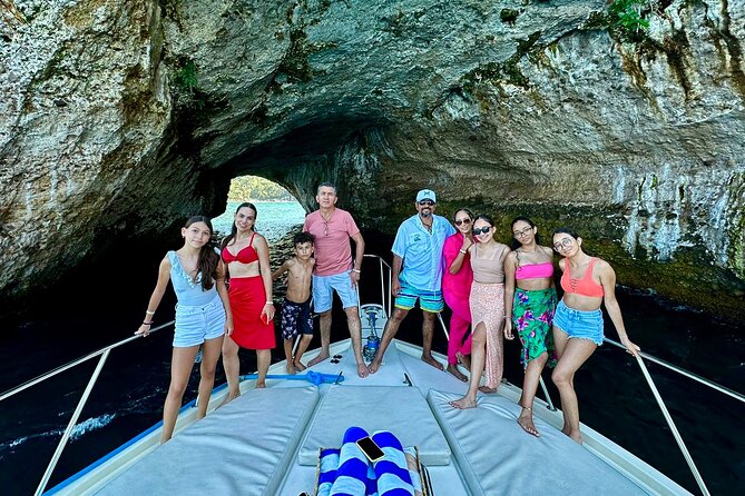 Puerto Vallarta Private Yacht Adventure 5 hours + 1 hour Free - Colomitos and the lily pad: where relaxation is built in