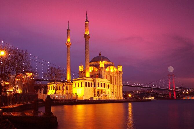 Romantic Night Cruise Live Violinist - Dolmabahçe and Çırağan Palaces From the Water