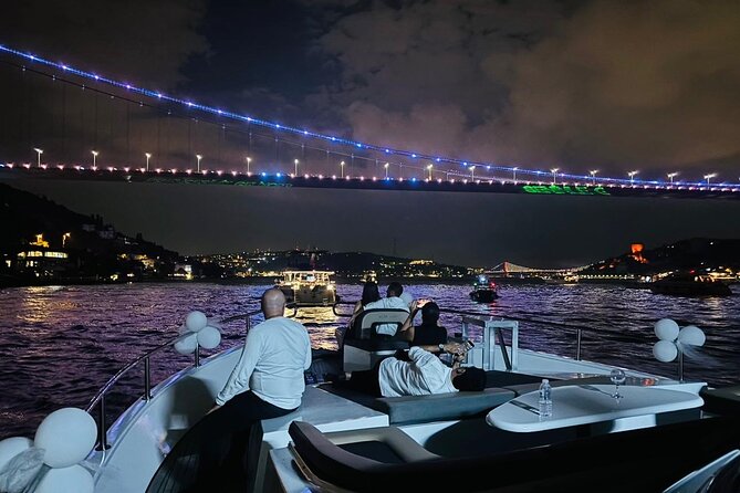 Romantic Night Cruise Live Violinist - Küçüksu, Beylerbeyi, Maiden’s Tower, and Galata’s Evening Pull