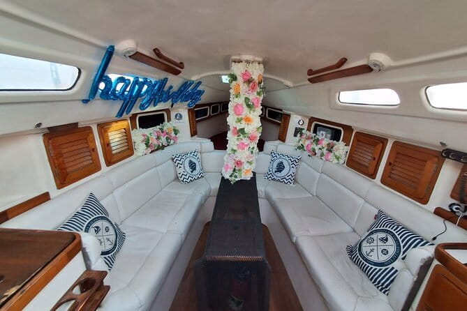 Sailing Experience in Mumbai on Mid Size Yacht - What the Cruise Really Shows You: Landmarks and Skyline Lines