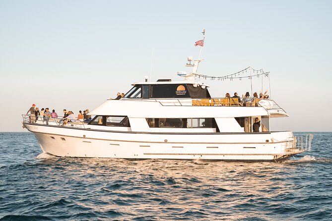 Santa Barbara Sunset Cruise on Yacht with Full Bar - The 1.5-hour plan from Stearns Wharf (and what to expect)