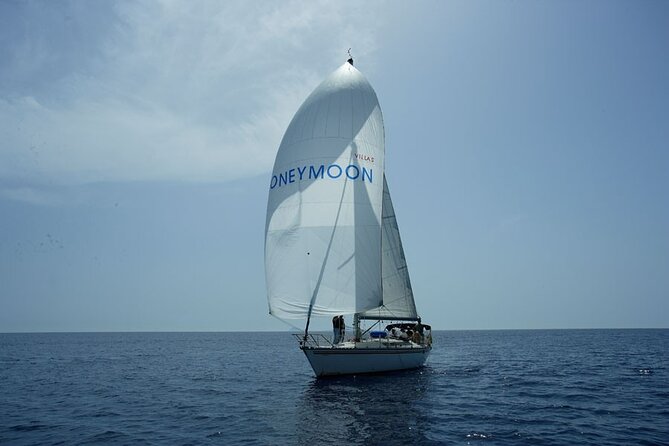 Santorini Oia: Private Sailing Yacht Cruise with Meal and Drinks - Private sailing from Oia: what makes this 5-hour day feel special