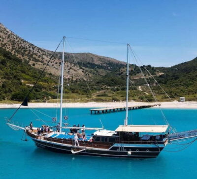 Saranda: Discover Secret Bays with Prince Ennio Yacht Tour - Meeting on Jonianët Street: how to find the boat fast