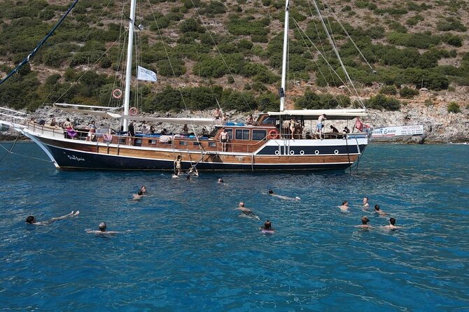 Saranda Prince Ennio-Daily Yacht Tour - Plazhi i Manastirit (Soldier’s Beach): a peaceful wind-down