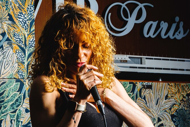 Seine River Dinner Cruise with Live Singer by VIP Yacht de Paris - Where to meet: Port de la Rapée and the easiest way to arrive