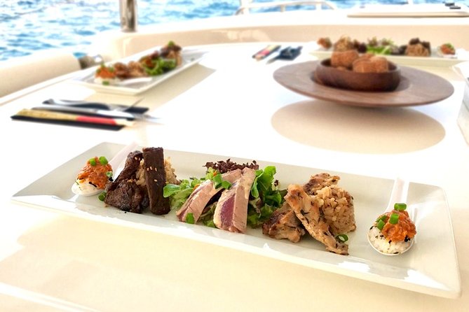 Small Group Yacht Sunset Cruise from Oahu - Wildlife watching: the crew helps you score the good moments