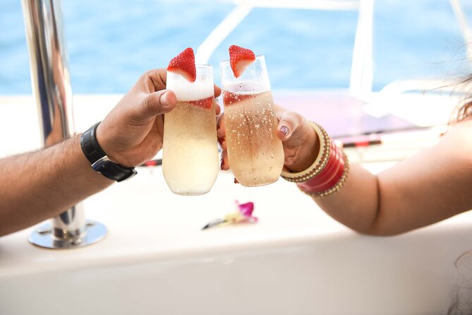Small Group Yacht Sunset Cruise from Oahu - Getting there and dressing: small choices that make a big difference