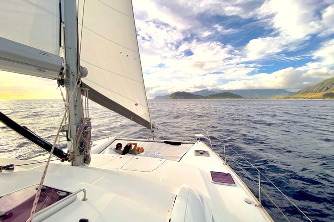 Small Group Yacht Sunset Cruise from Oahu - Dinner on the water: what you get, and how it’s served