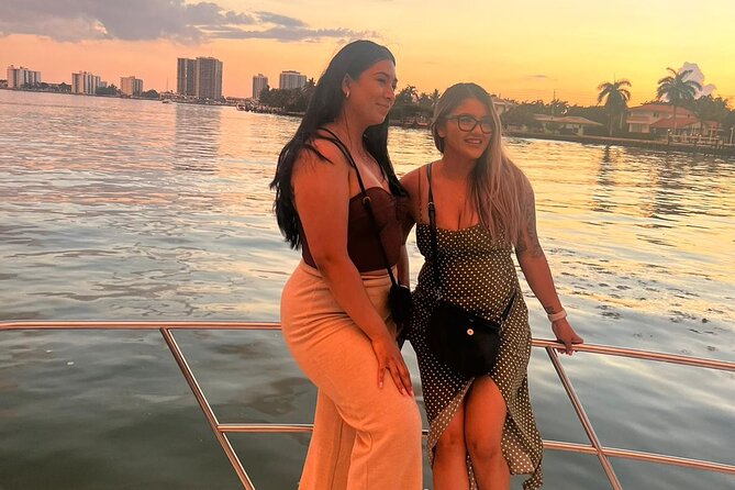 Sunset and Night Cruise of the Miami Bay Skyline on a Yacht - Pink Hour on Miami Bay: The View That Makes Everyone Stop Talking