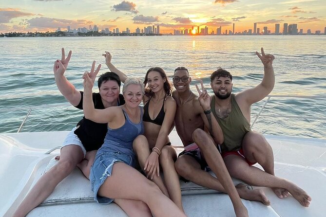 Sunset and Night Cruise of the Miami Bay Skyline on a Yacht - The Stops You’ll Actually Care About: Kaseya Arena, Bayside Wheel, and the Miami River