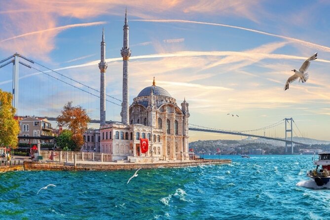 Sunset Bosphorus Yacht Cruise with Golden Horn - Çırağan Palace and its modern hotel life (Kempinski signal)