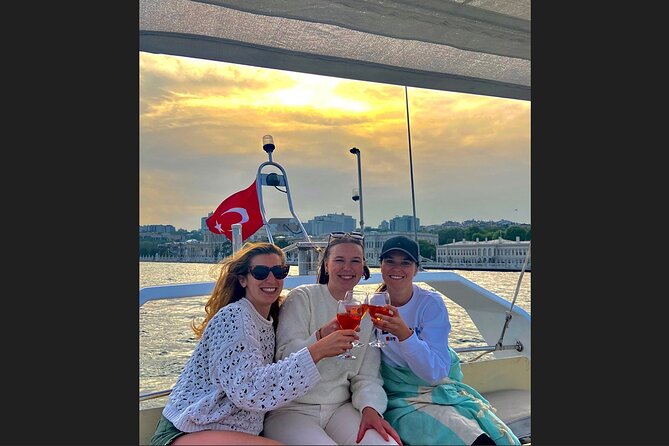 Sunset Bosphorus Yacht Tour in Istanbul - Sunset Bosphorus Timing: Why 2 Hours Hits the Sweet Spot