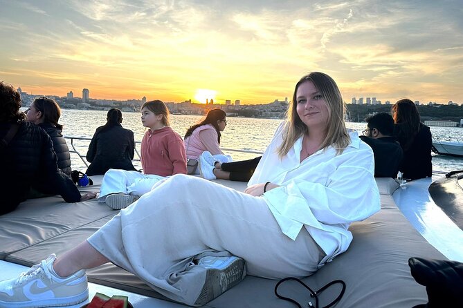Sunset or Daytime Istanbul Guided Luxury Yacht Cruise with Snacks - Maiden’s Tower: Legend, Location, and Why It Looks Different From Water