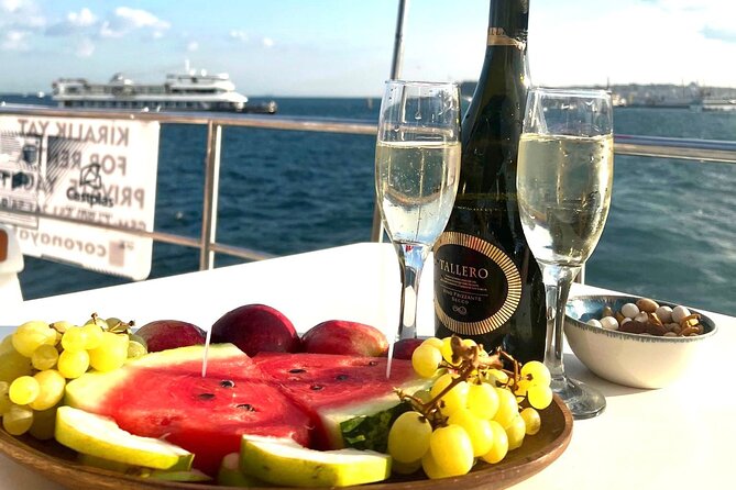 Sunset or Daytime Istanbul Guided Luxury Yacht Cruise with Snacks - What the Guide Actually Does (and Why It Matters)