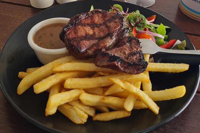 Townsville Boat Cruise & Yacht Club Lunch Package Sailing Charter - Getting There at 1 Plume St: Timing Is the Whole Game