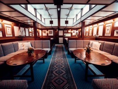 Tromsø: Luxury Polar Fjord Cruise w/ Hot Tub & Polar Plunge - A Captain Who Adjusts the Day for Weather and Wildlife