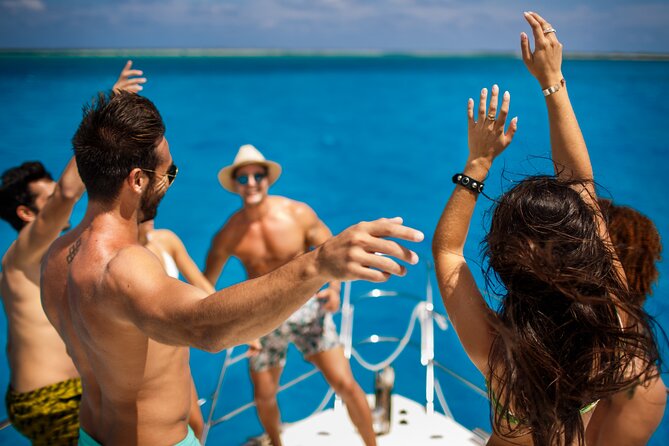 Tulum Luxury Escape – 4h All Inclusive on 43' Private Yacht - Snorkeling gear and paddleboards: how to use the included time well